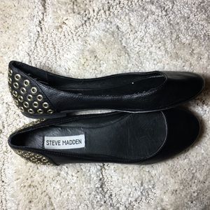 Steve Madden NWOT black flats